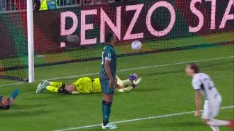[进球视频] 国米打破僵局！图拉姆下底传中，马蒂亚斯·莫雷诺解围自摆乌龙
